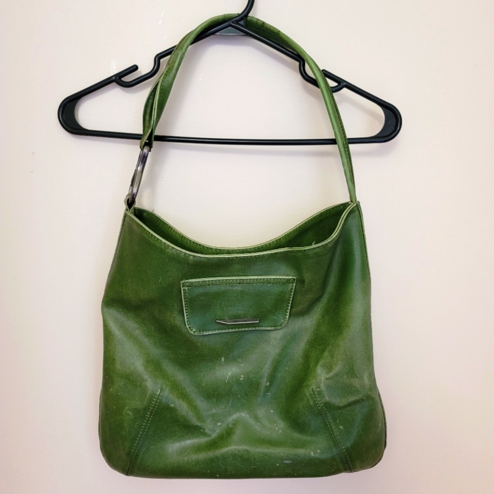 Matt & Nat Shoulder Bag in Olive Green